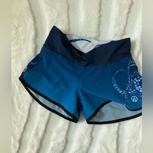 Inknburn
Octopus running shorts sz2.  *Liner/pockets cut